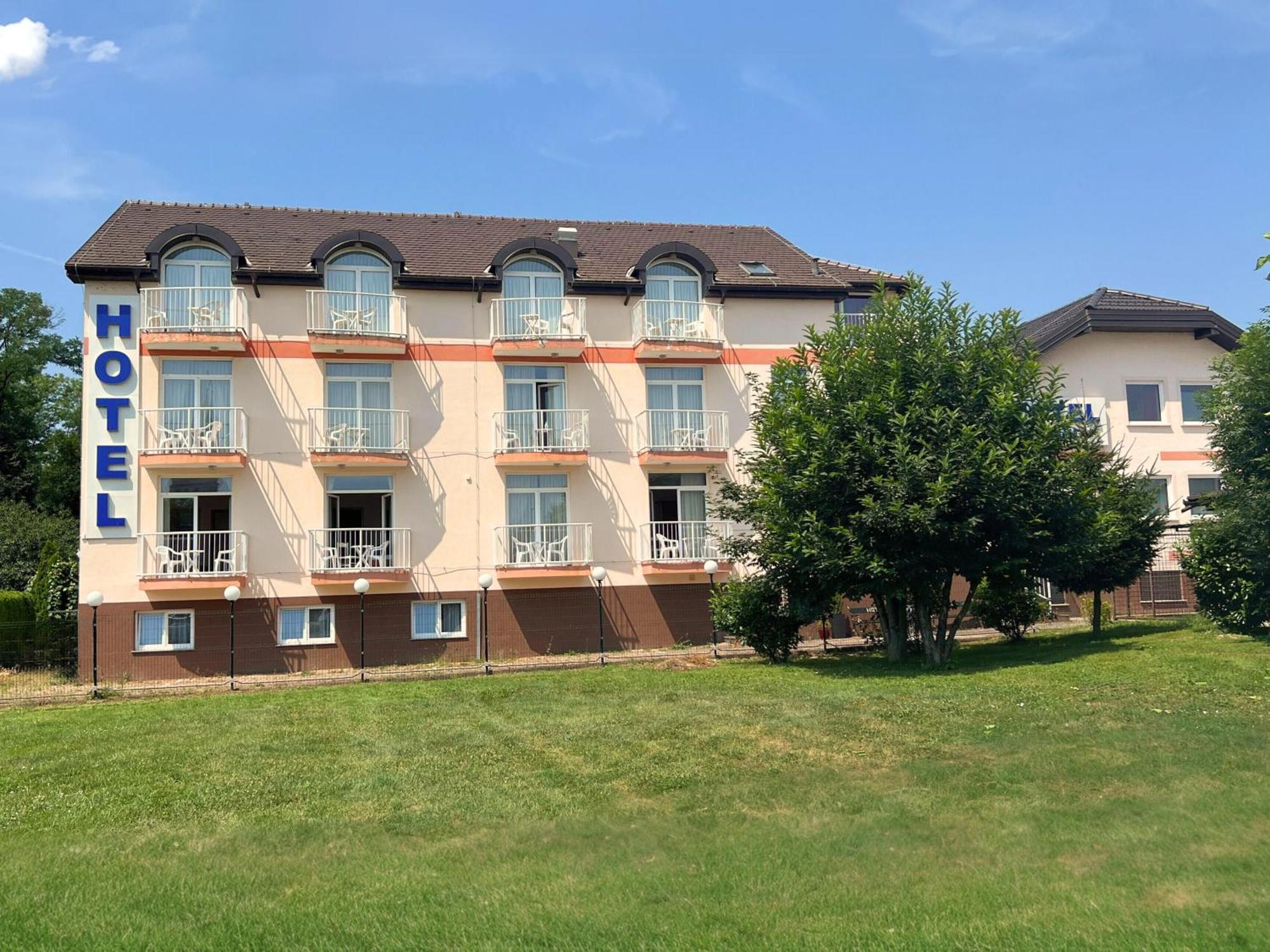 Hotel Imperium Moravske Toplice Exterior photo